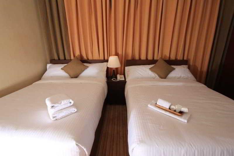 Orion Hotel Manila Exterior foto